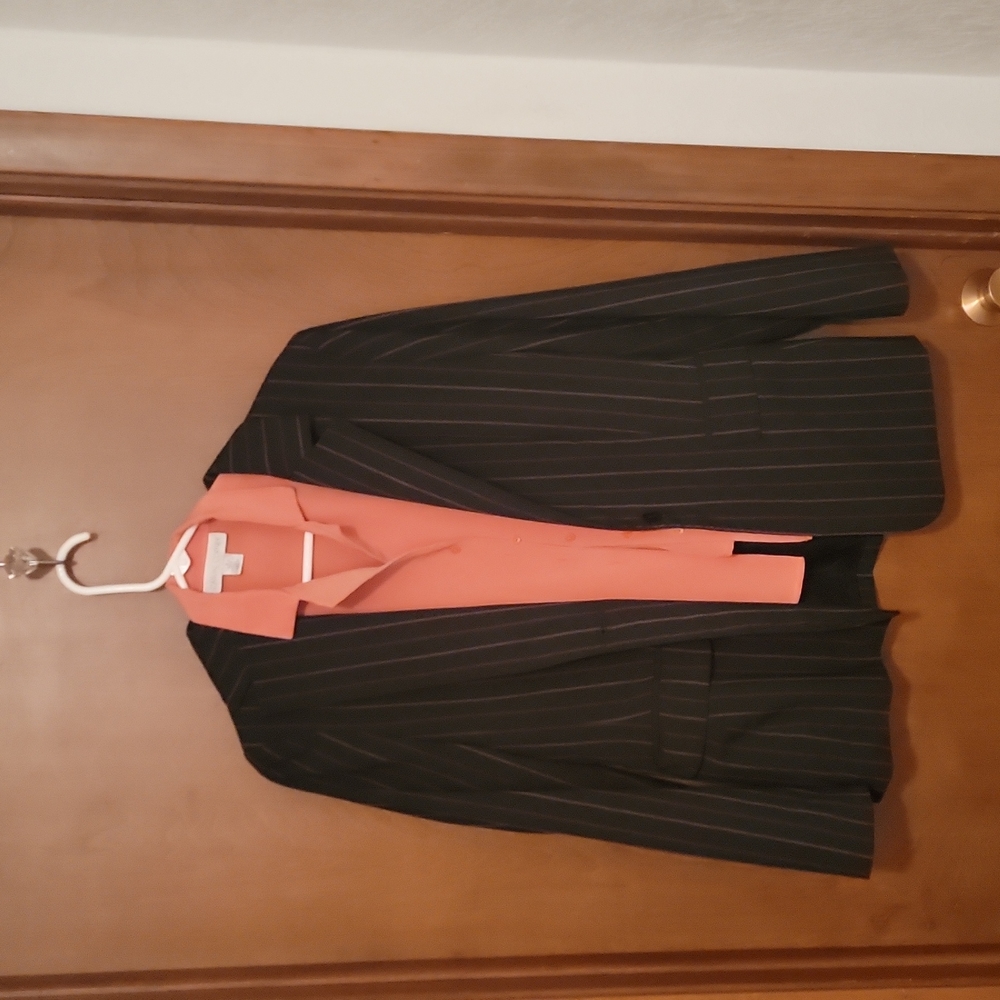Stunning Casual Corner 3-piece Suit
